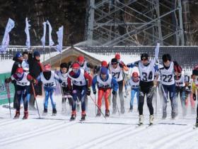 中美青少年相約長白山開展滑雪交流