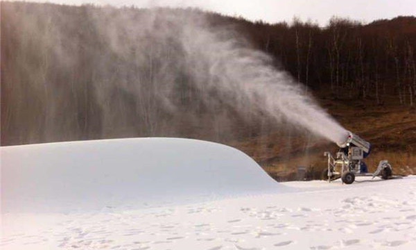 造雪機(jī)