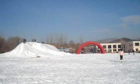 河北秦皇島紫云山滑雪場