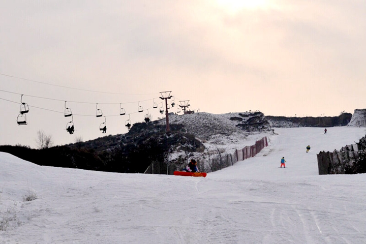 山西運城平陸風(fēng)口滑雪場