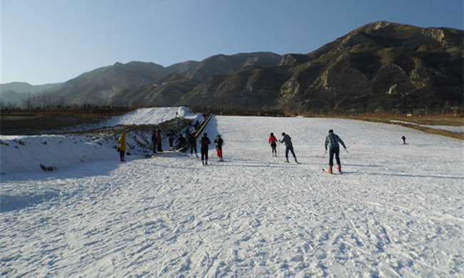 山西臨汾九龍山滑雪場(chǎng)