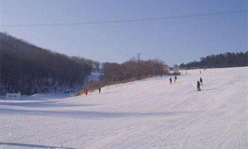 北京延慶陽(yáng)光雪山城堡滑雪場(chǎng)