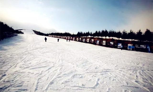 山東青島即墨天泰滑雪場