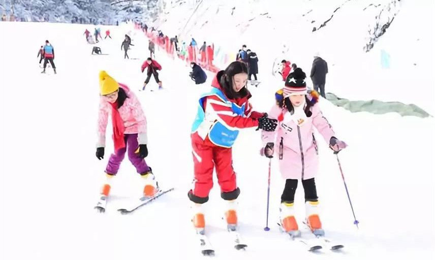 重慶石柱白天池滑雪場