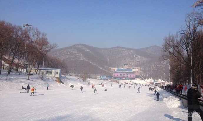 長春蓮花山滑雪場