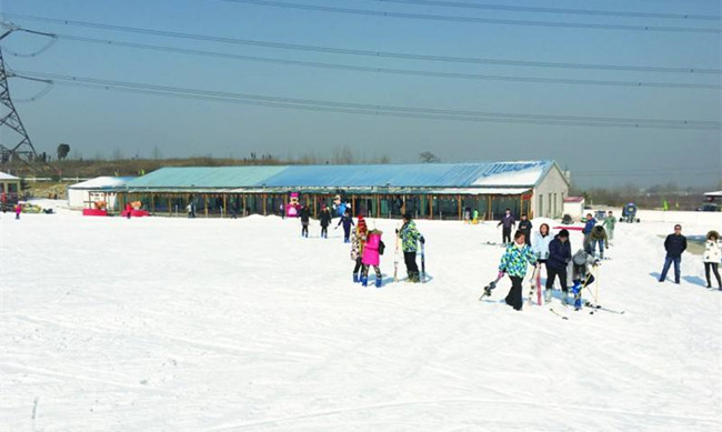 山東泰安徂徠山滑雪場