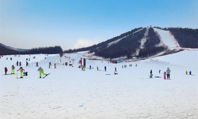 湖北神農(nóng)架旅游滑雪場