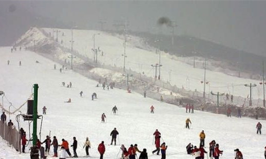 河北石家莊南高基滑雪場(chǎng)（飛翔滑雪場(chǎng)）