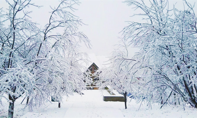 四川成都西嶺雪山滑雪場(chǎng)