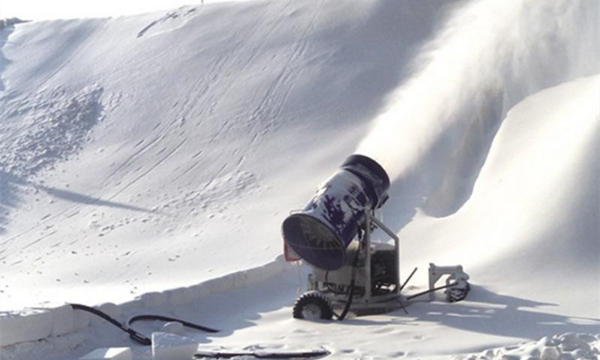 室外造雪機(jī)