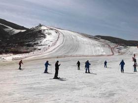 內(nèi)蒙古烏蘭察布岱海國際滑雪場