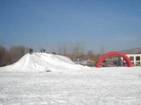 河北秦皇島紫云山滑雪場(chǎng)