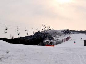 山西運城平陸風(fēng)口滑雪場