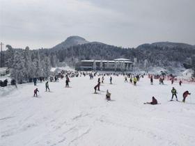 浙江寧波奉化商量崗滑雪場(chǎng)