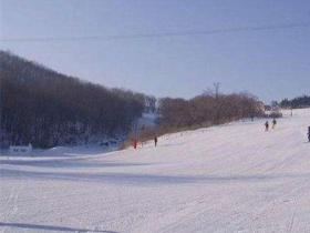 北京延慶陽(yáng)光雪山城堡滑雪場(chǎng)