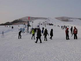 內(nèi)蒙古呼倫貝爾牙克石鳳凰山滑雪場(chǎng)