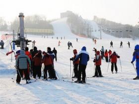 黑龍江哈爾濱龍珠二龍山滑雪場