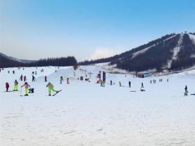 湖北神農(nóng)架旅游滑雪場(chǎng)