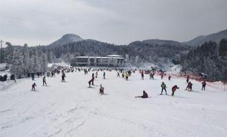 浙江寧波奉化商量崗滑雪場