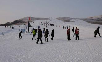 內(nèi)蒙古呼倫貝爾牙克石鳳凰山滑雪場