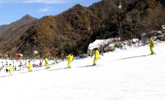 陜西西安灃峪高山滑雪場(chǎng)