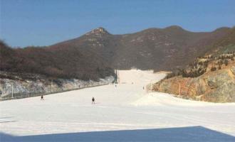 內(nèi)蒙古扎蘭屯金龍山滑雪場