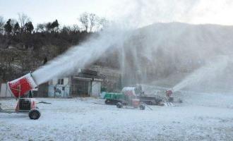 開滑雪場(chǎng)如何挑選造雪機(jī)