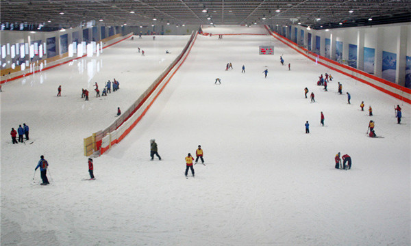 北京喬波冰雪世界室內(nèi)滑雪館