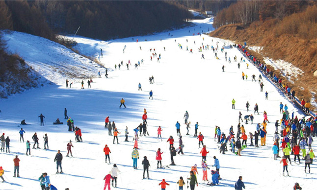 內蒙古赤峰美林谷滑雪場