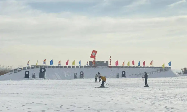 銀川閱海公園滑雪場