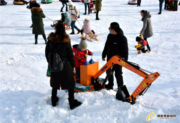 阿勒泰市樺林·冬奧冰雪季開(kāi)園4