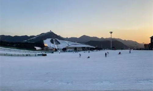 室外滑雪場