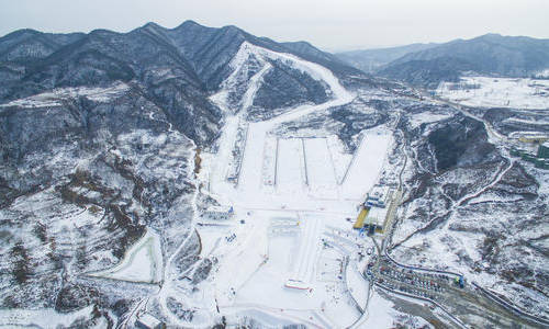 銅川照金國際滑雪場(chǎng)