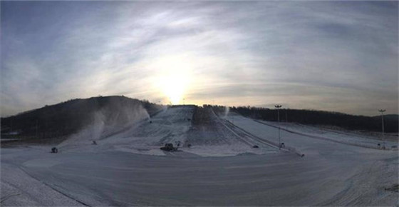 沈陽怪坡滑雪場