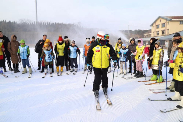  破瓶頸 解難題 遼寧冰雪進校園顯成效 2