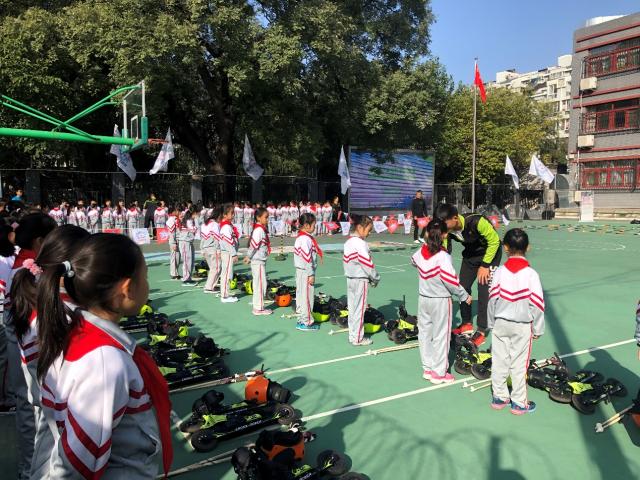 冰雪運動進校園 “奧運火炬”傳進北京中小學(xué)校園3