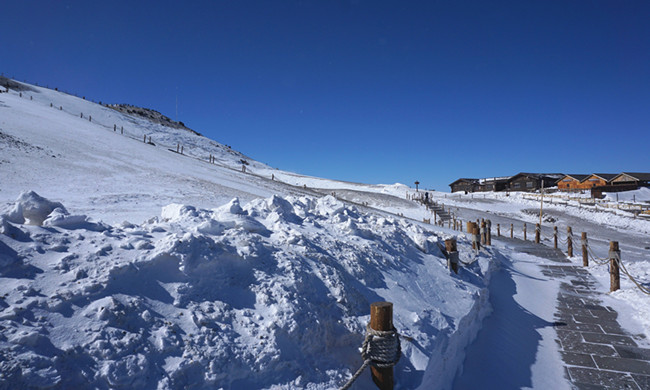 長(zhǎng)白山滑雪場(chǎng)