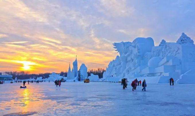 冰雪旅游