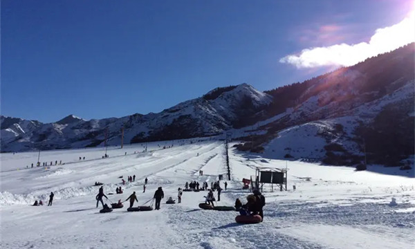 室外滑雪場