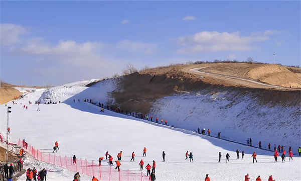 滑雪場(chǎng)建設(shè)哪家好