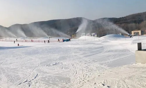 北京漁陽(yáng)國(guó)際滑雪場(chǎng)