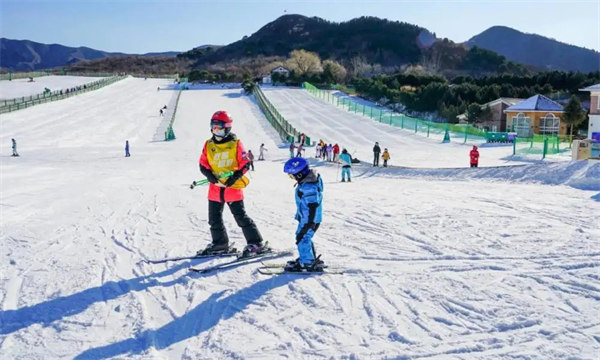 滑雪場建設(shè)的成本是多少