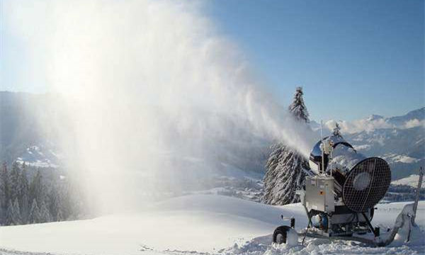 造雪機(jī)