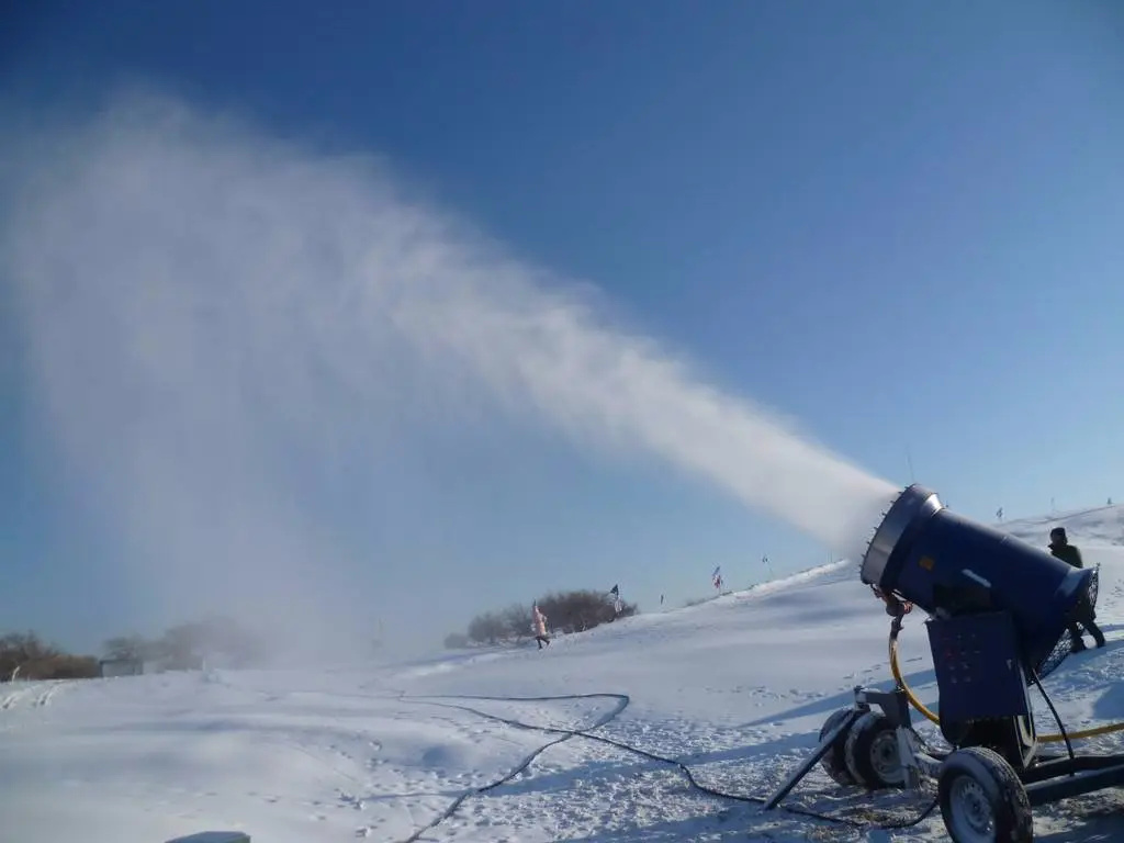 造雪機(jī)