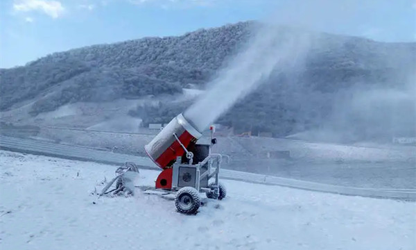 滑雪場人工造雪的原理